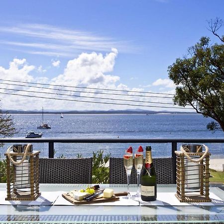 Dutchie'S Dream - Glorious Views And Opposite Dutchies Beach Nelson Bay Kültér fotó