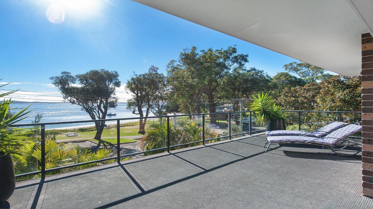 Dutchie'S Dream - Glorious Views And Opposite Dutchies Beach Nelson Bay Kültér fotó